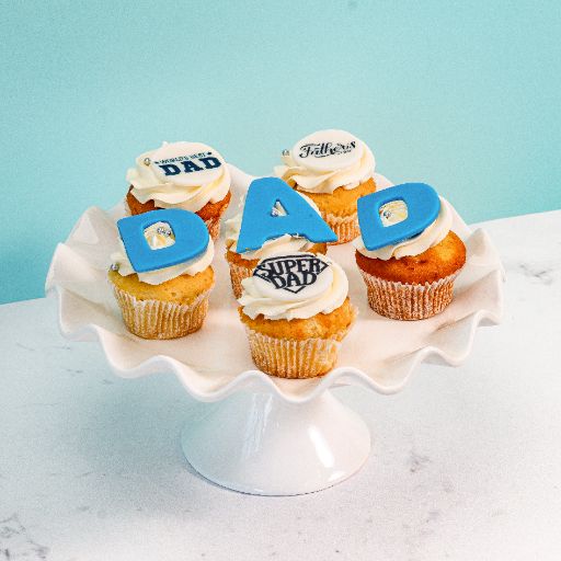 SUPERDAD CUPCAKES